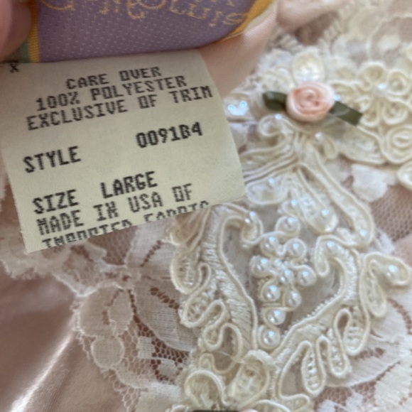 VTG California Dynasty Pale Pink Negligee w Hand Sewn Pearls, Lace, Sequins Lg - Picture 9 of 13